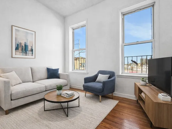 2033 Adam Clayton Powell Boulevard image 1 of 11