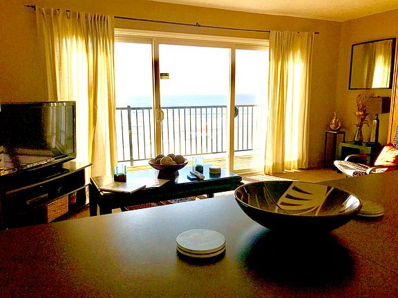 View from kitchen , living 