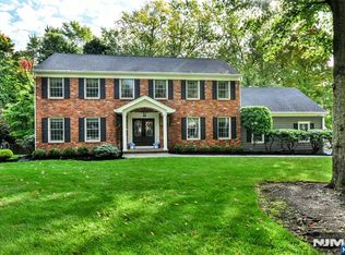 3 Canterbury Court, Upper Saddle River, NJ 07458