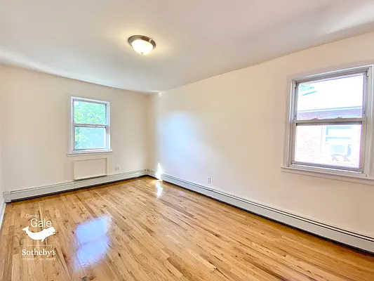 Rented by Daniel Gale Sotheby's International Realty | media 26