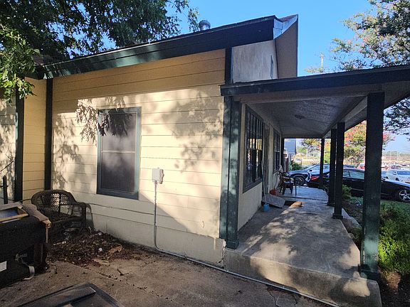 4th image of 1819 W Wildwood