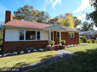 5833 Pratt St, Alexandria, VA 22310