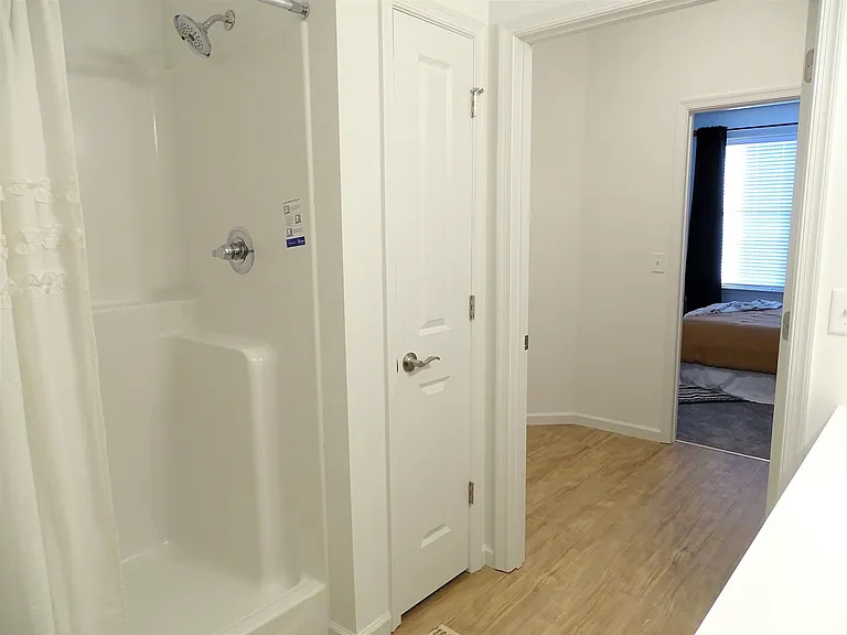 Park West Apartments — Photo 62