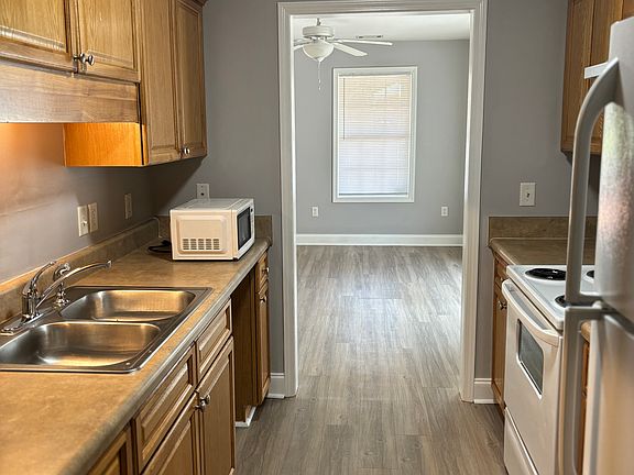 2nd image of 303 N Leach St