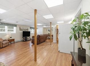 28 Nonquit St #1, Worcester, MA 01604