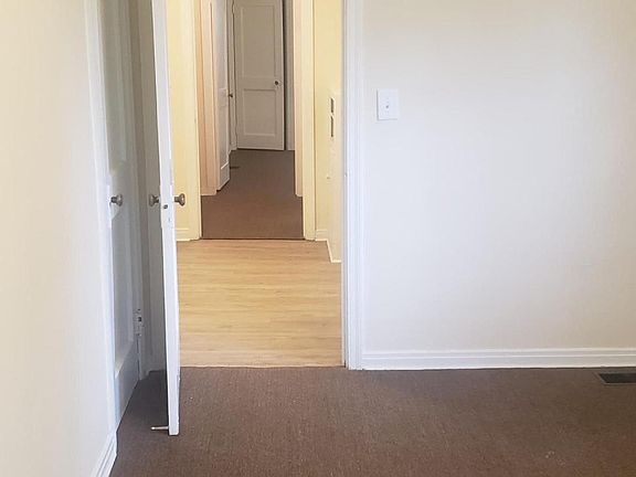 3rd image of 2849 Herschel St APT 2