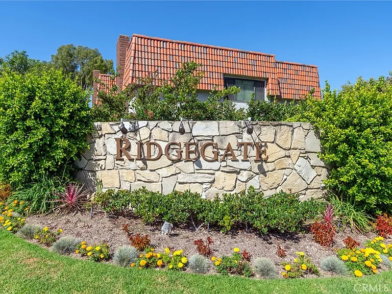 28033 Ridgebluff Ct — Photo 25