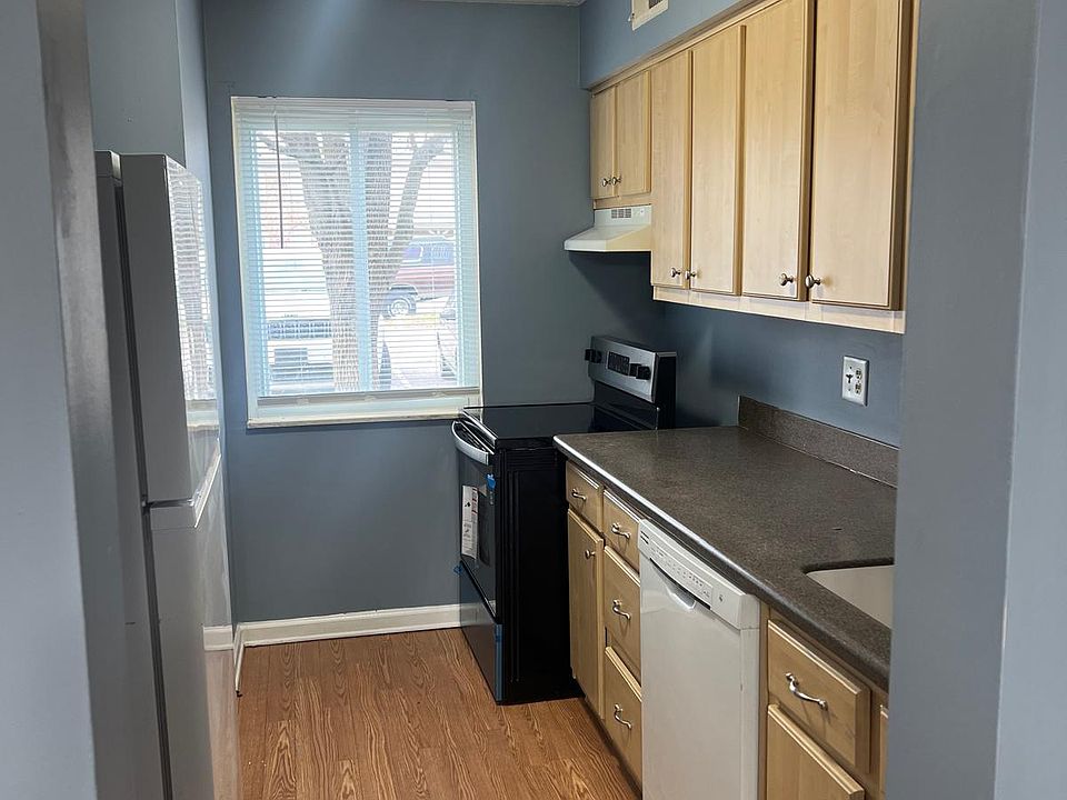 1st image of 3610 Roosevelt Blvd APT E