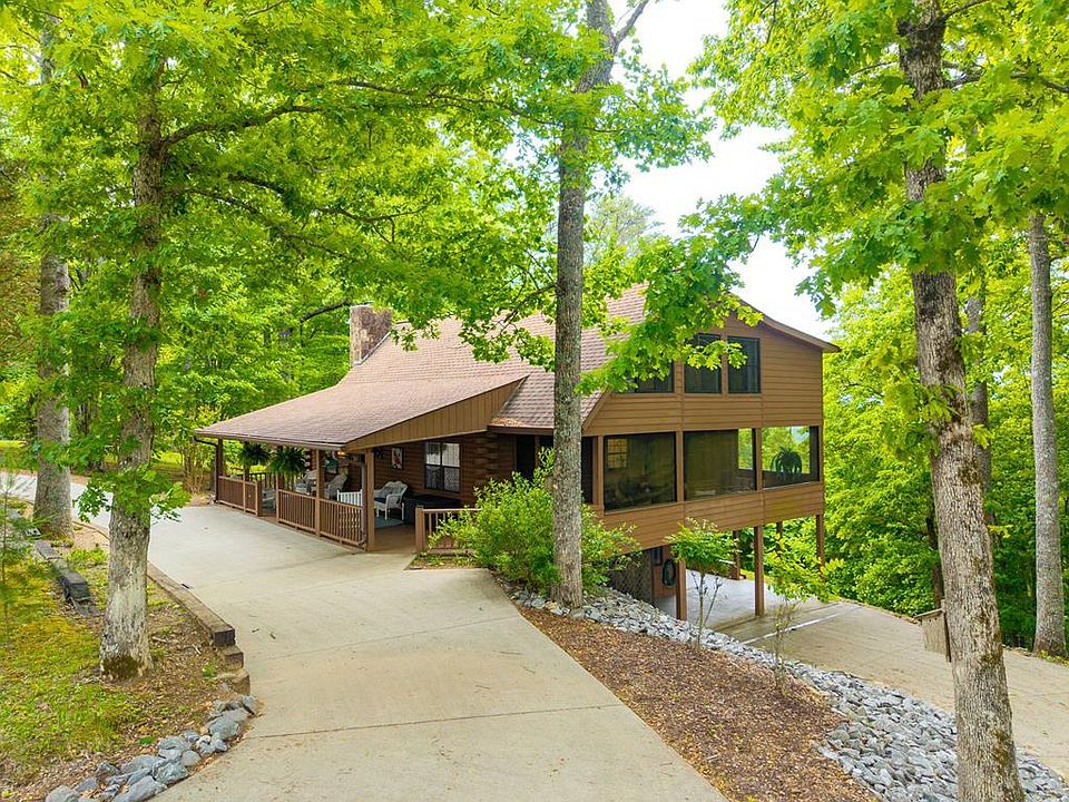 1st image of 219 Lakeview Dr