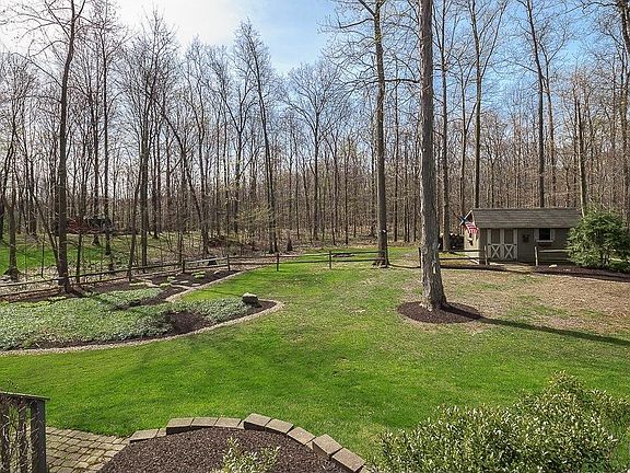 2nd image of 11025 Sunshine Dr