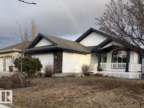 13 Newbury Ct, Saint Albert, AB T8N 7C1