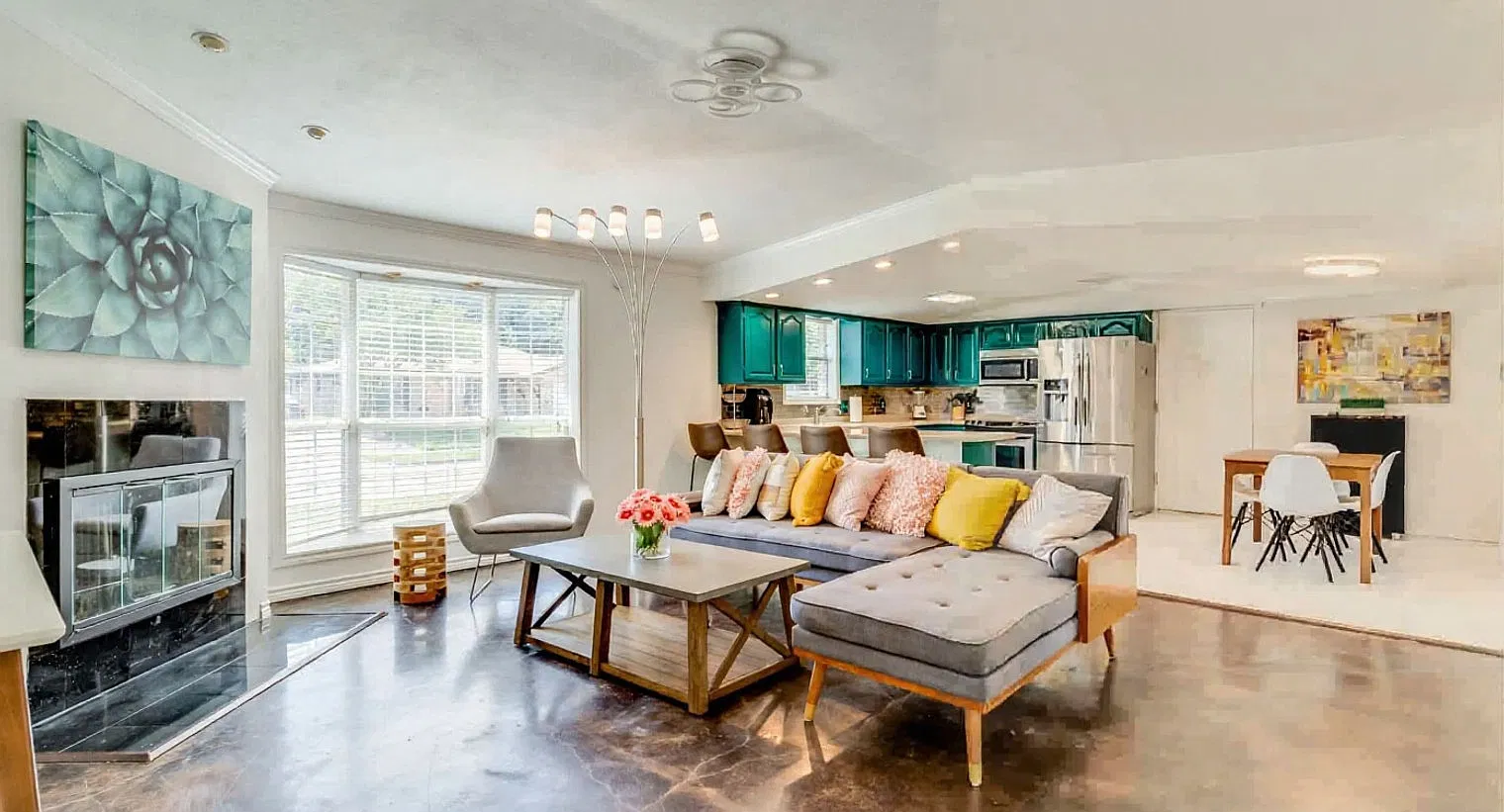 5 bed, 2.0 bath, 1539 sqft, $6,154 — Photo 1