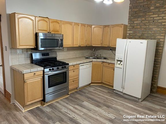 5th image of 3248 W North Ave Floor 3