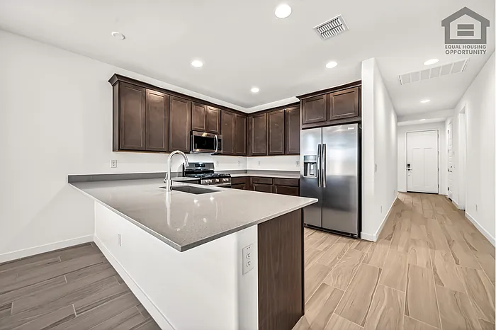9828 W Mulberry Dr — Photo 20