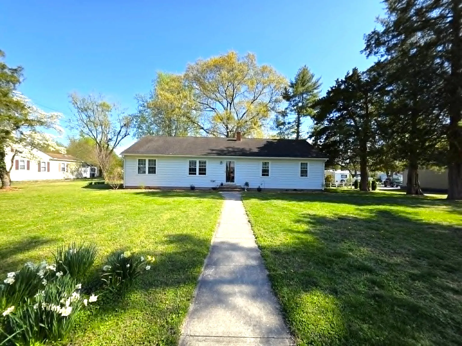 104 Lee Drive - 1 — Photo 1