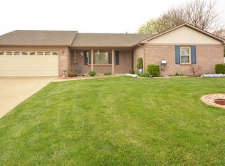 939 Ironwood Trl, Greenwood, IN 46143
