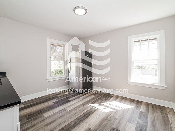 1762115_005_dining_room_13679451.jpg