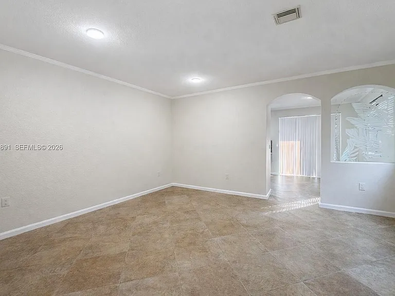 21219 NW 14th Pl #825 — Photo 3