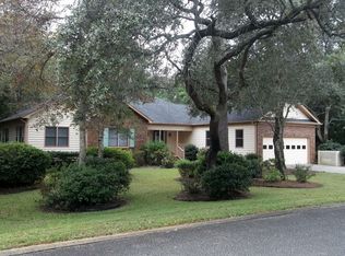 603 Mimosa Pl, Oak Island, NC 28465