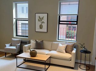 8921 153rd St APT B5, Jamaica, NY 11432