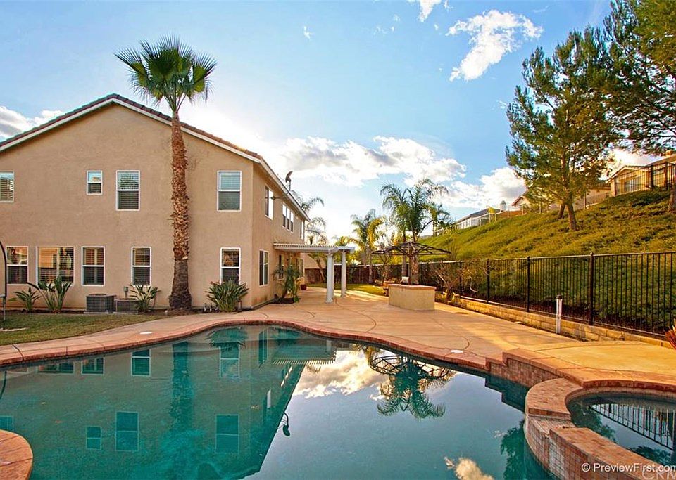 2nd image of 42271 Regents Hill Cir