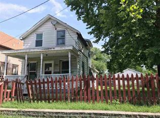 2427 W Garden St, Peoria, IL 61605