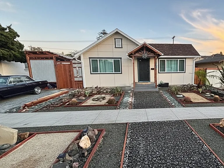 1145 Law St — Photo 28