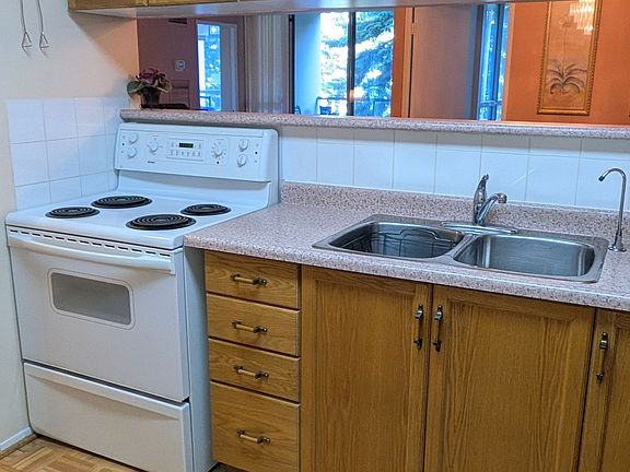 4th image of 1880 Valley Farm Rd #226