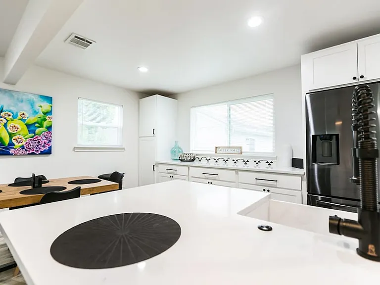 Reicher Dr — Photo 16