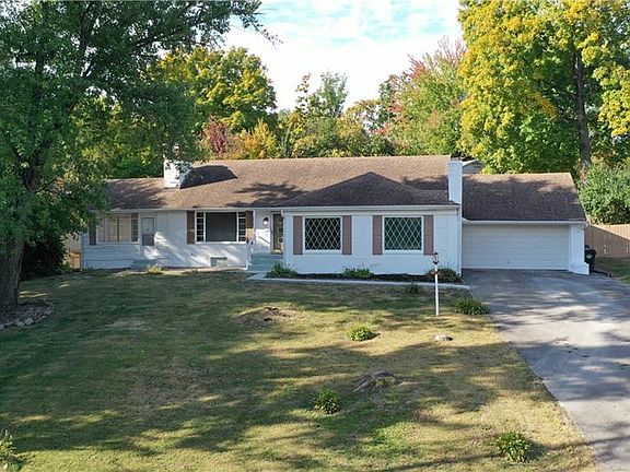 4th image of 208 Mar Ken Dr