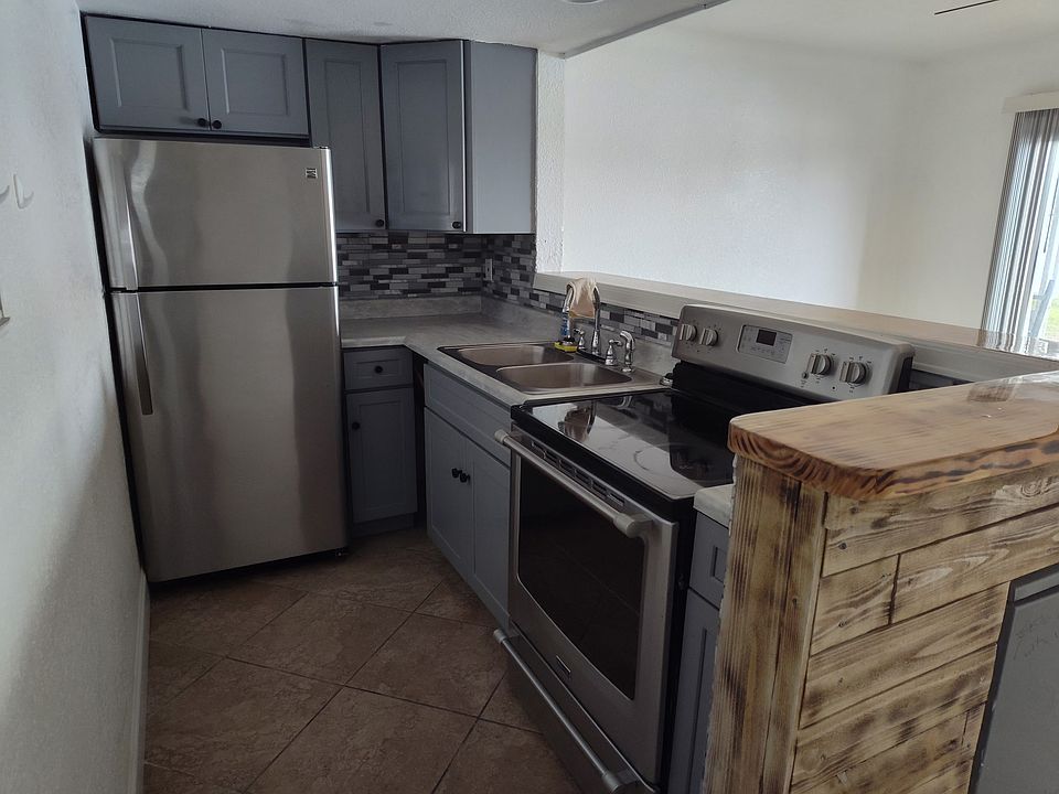 1st image of 7190 E Bank Dr