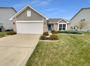 2210 Silver Spoon Dr, Greenfield, IN 46140