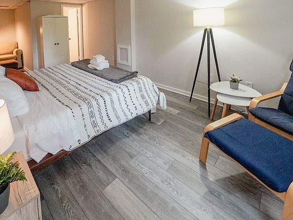 Bedroom #1