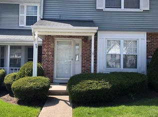 56 Ardsley Ct, Newtown, PA