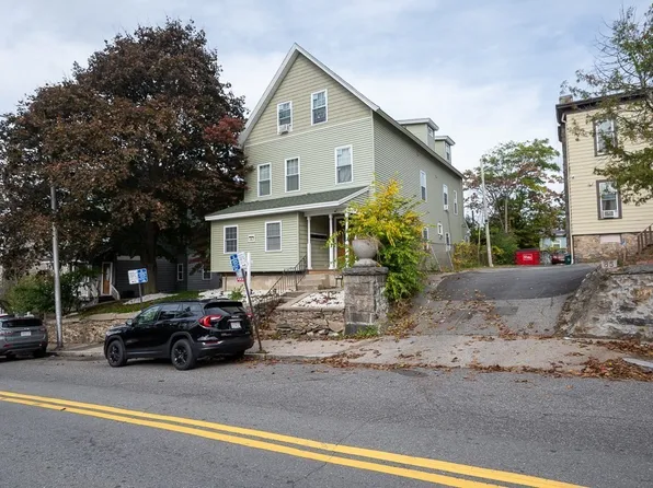 83 Prospect St, Worcester, MA 01605