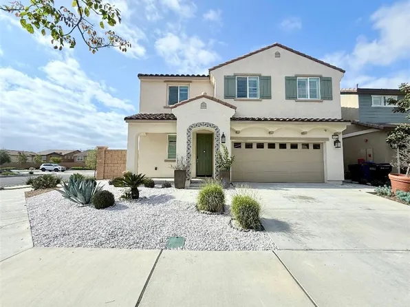 16977 Red Tail Ln, Fontana, CA 92336