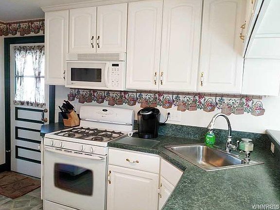 5th image of 43 Sherwood Ave