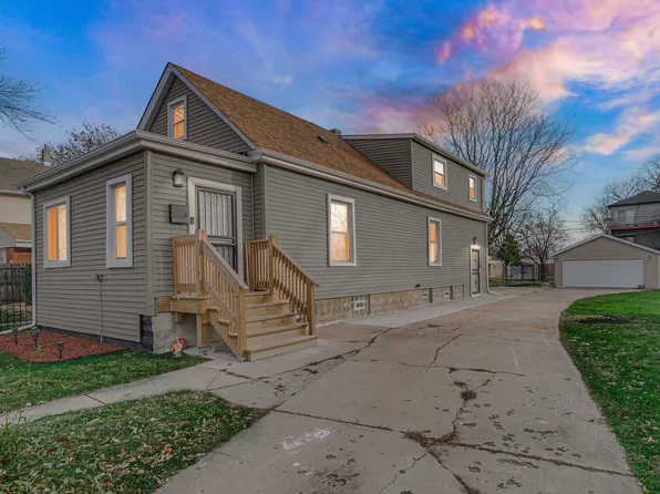 1323 W 108th Pl, Chicago, IL 60643