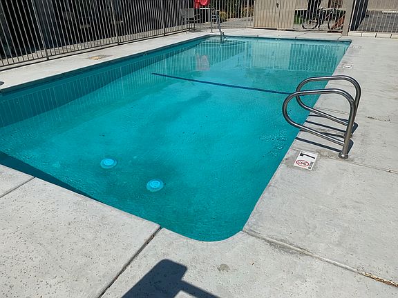 2nd image of 73575 Catalina Way Unit 1