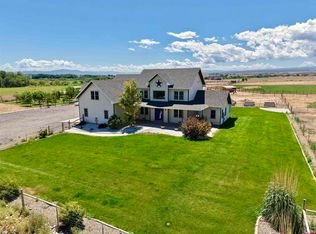 55744 Fuchsia Ln, Olathe, CO 81425