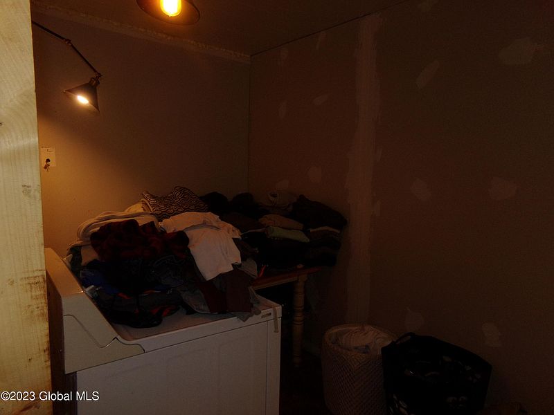 5th image of 179 England Road