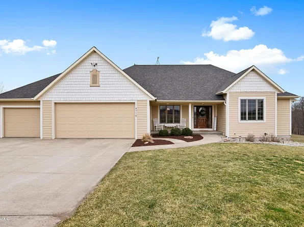 4716 6th St, Caledonia, MI 49316