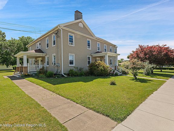 2nd image of 40 Grandview Avenue