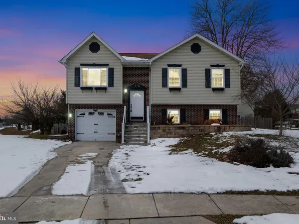 43 Shenandoah Ct, Littlestown, PA 17340
