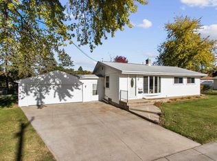 1710 E John St, Appleton, WI 54915