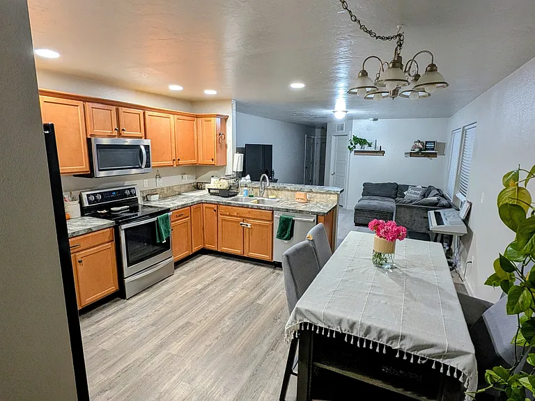 3330 W Tribute St — Photo 12