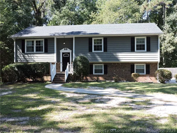 1816 Phillips Dr, Sanford, NC 27330