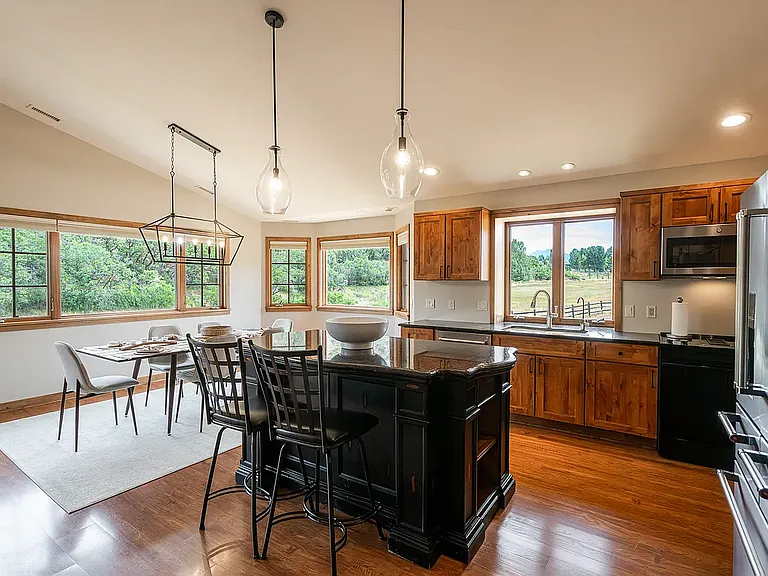 13 Laird Ln — Photo 10