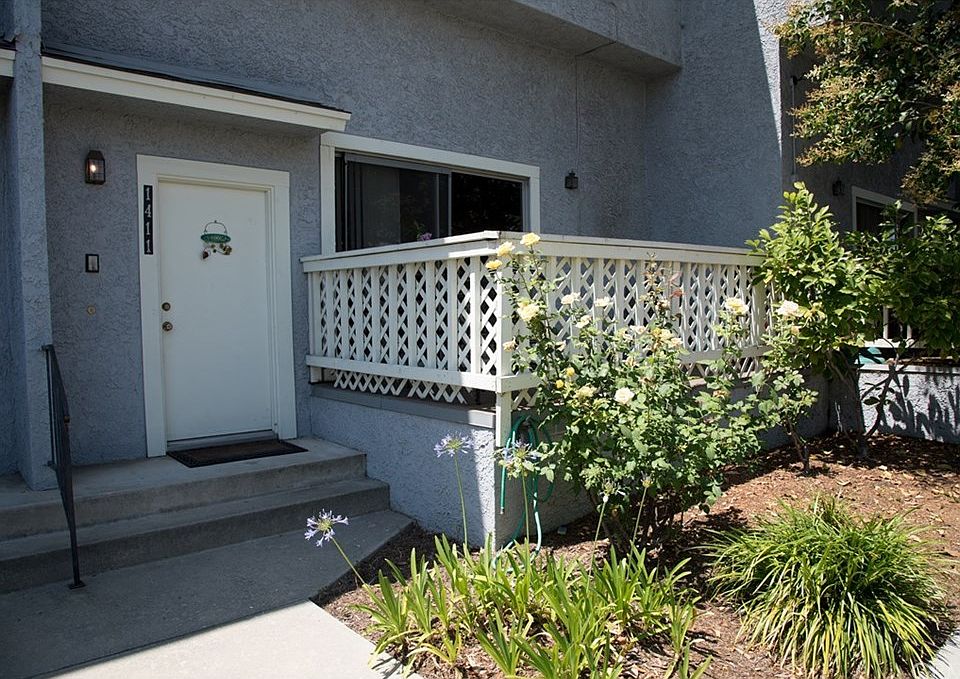 1st image of 1411 W Village Ln