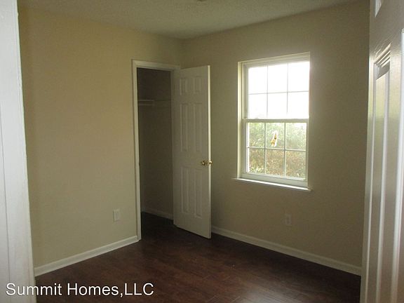 4th image of 9479 Lost Forest Dr